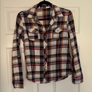 Flannel Plaid Button-Down Shirt in Navy